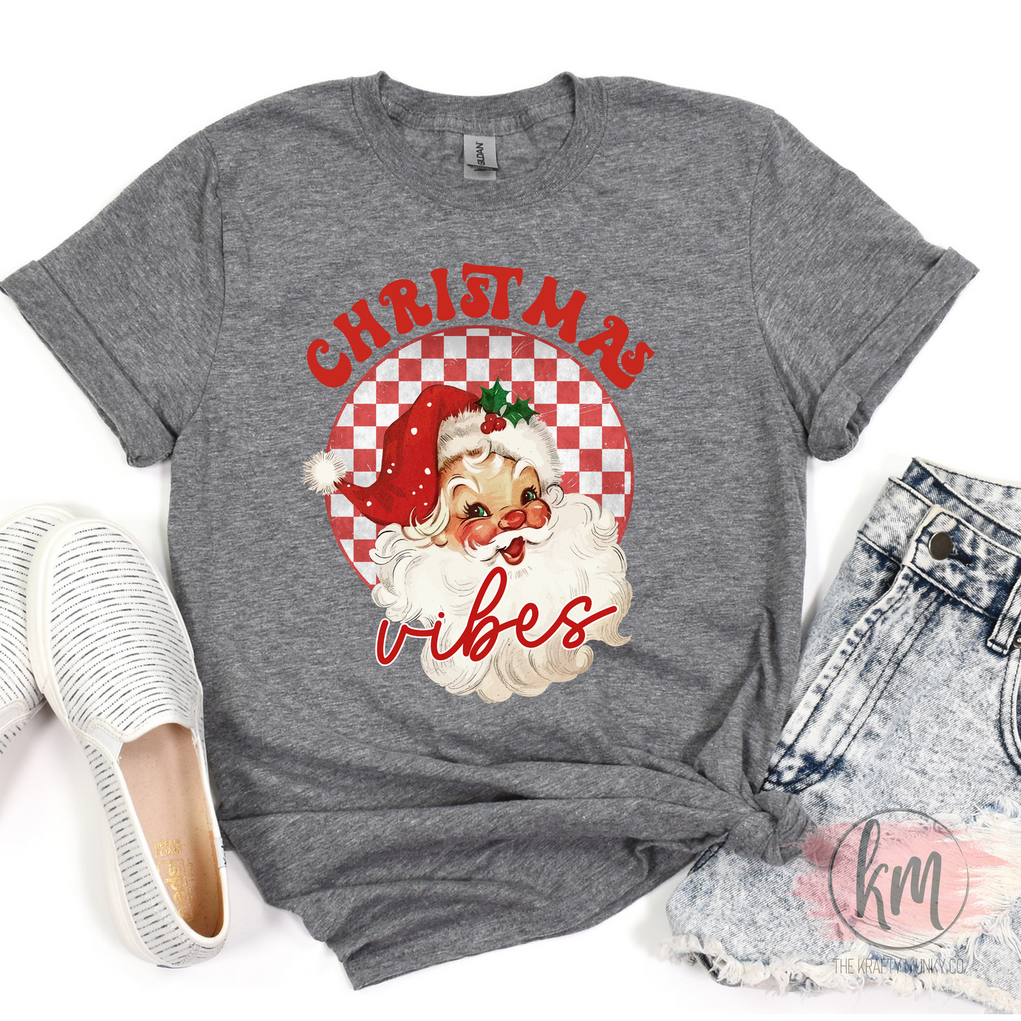 Christmas Vibes T-Shirt, Festive Holiday Graphic Tee, Unisex Crewneck